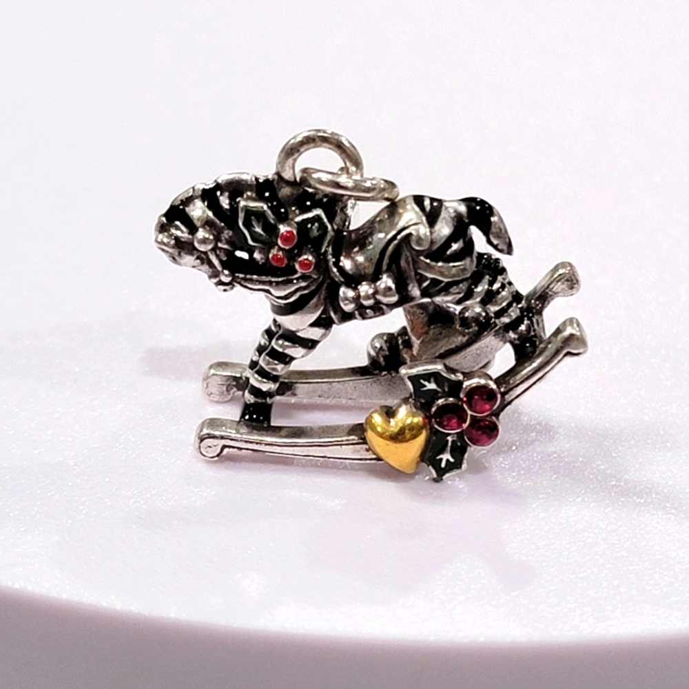 BRIGHTON RETIRED HOLIDAY ROCKING HORSE SNAP CHARM NWOT